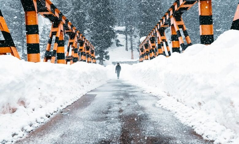 cosmic beam growth path